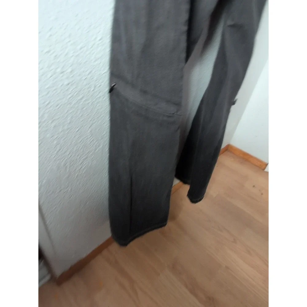 Athleta early mid